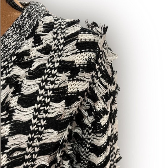 Endless Rose Black and White Fringe Cardigan Size Medium to Large - NWT - Picture 2 of 6